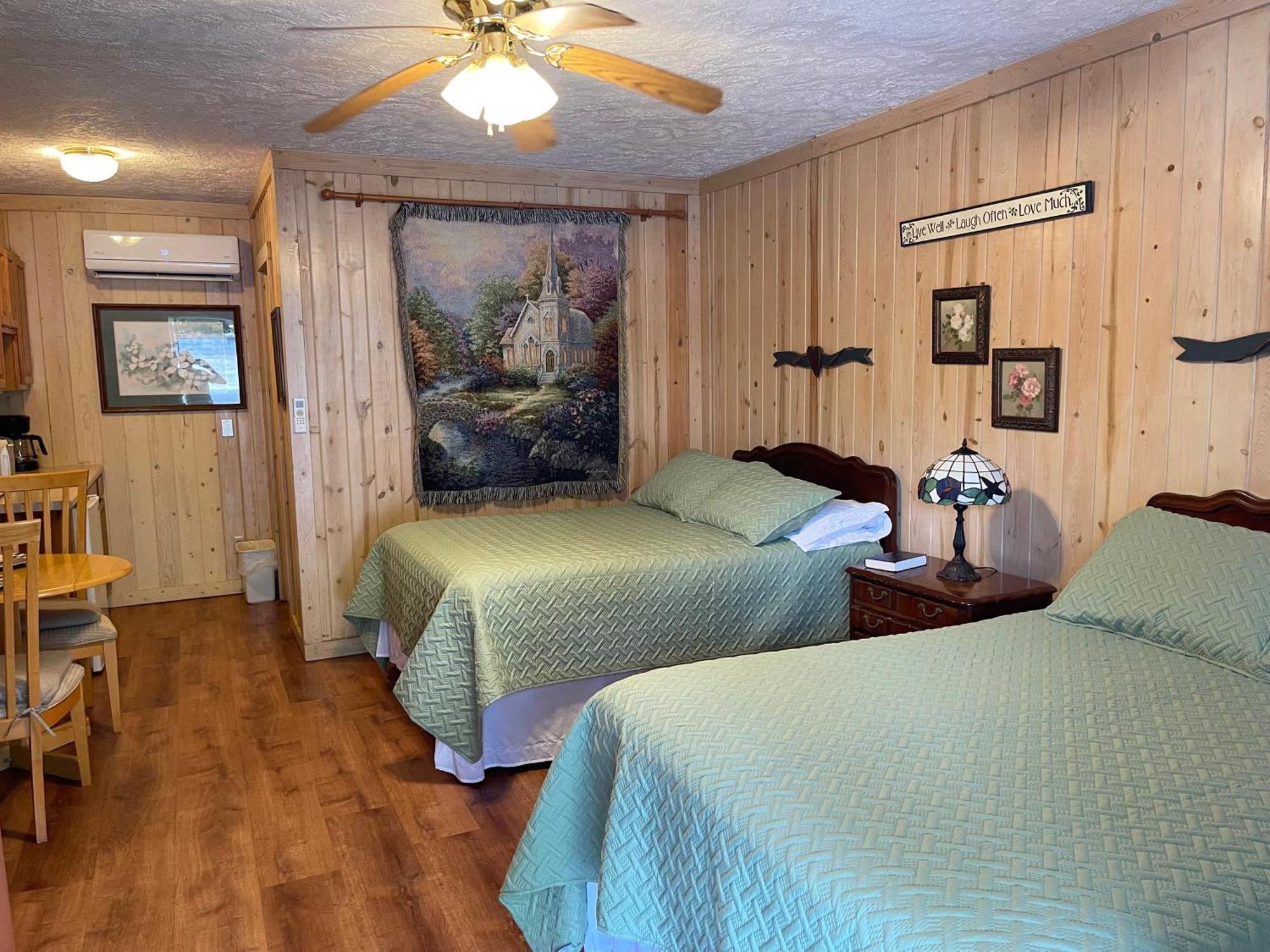 Mountain Aire Cottages & Inn Clayton Kültér fotó